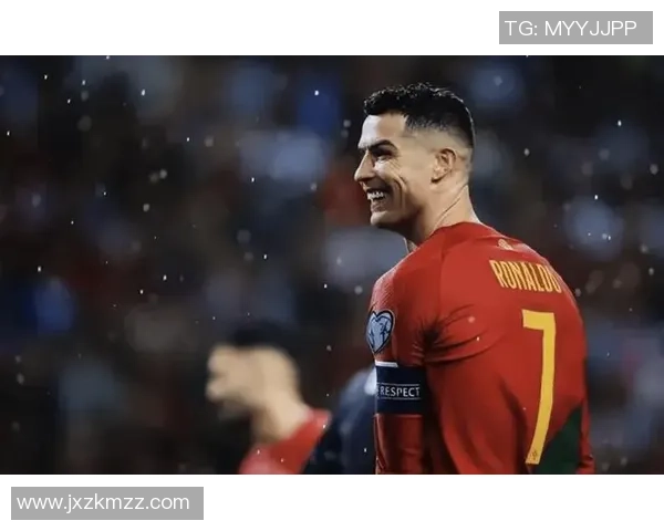 豪门足球明星纷纷登场 解析顶级球员背后的光辉与挑战